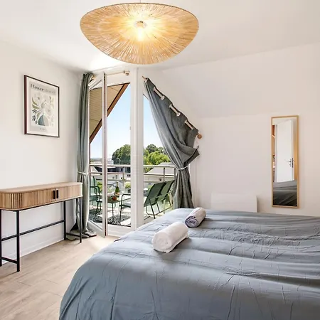 Le Calmette - Balcon, Parking & Ascenseur * Καν