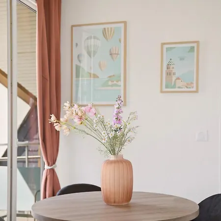 Le Calmette - Balcon, Parking & Ascenseur Διαμέρισμα *